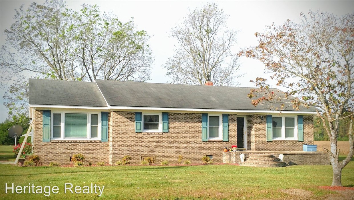 Primary Photo - 3 br, 1 bath House - 4086 Collins Drive