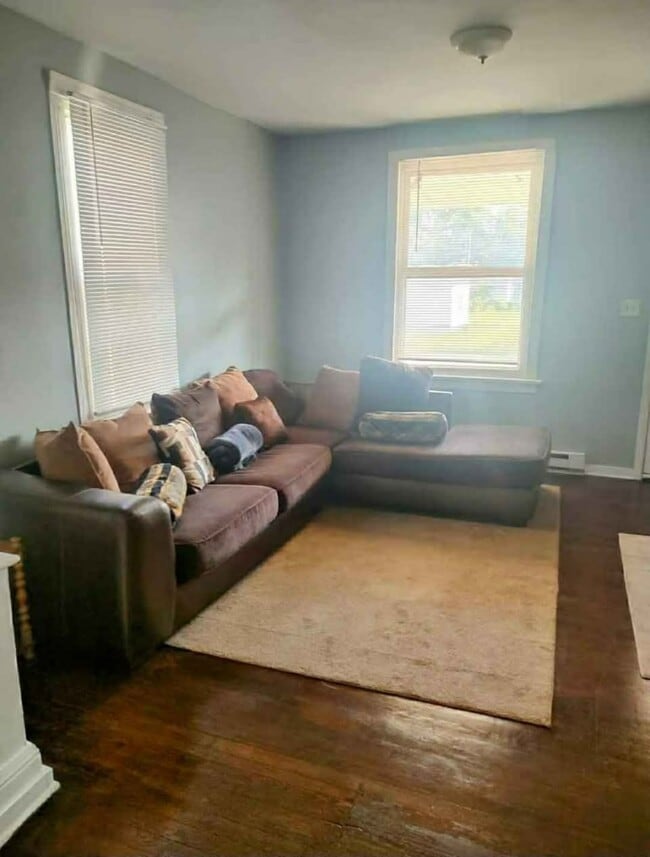 Living Room - 13 Umberto Ave