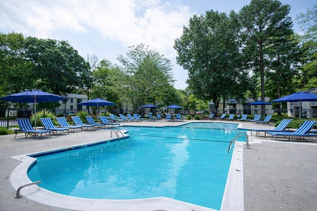 Building Photo - Monarch Crossing