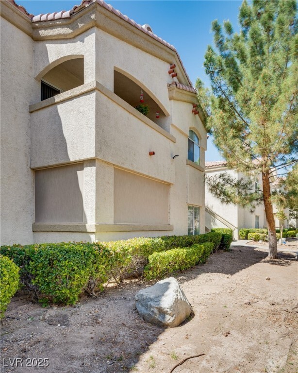 Foto del edificio - 6480 Annie Oakley Dr