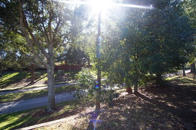 Photo - 4 bed Family Single Home Available for Rent in Davenport !!!