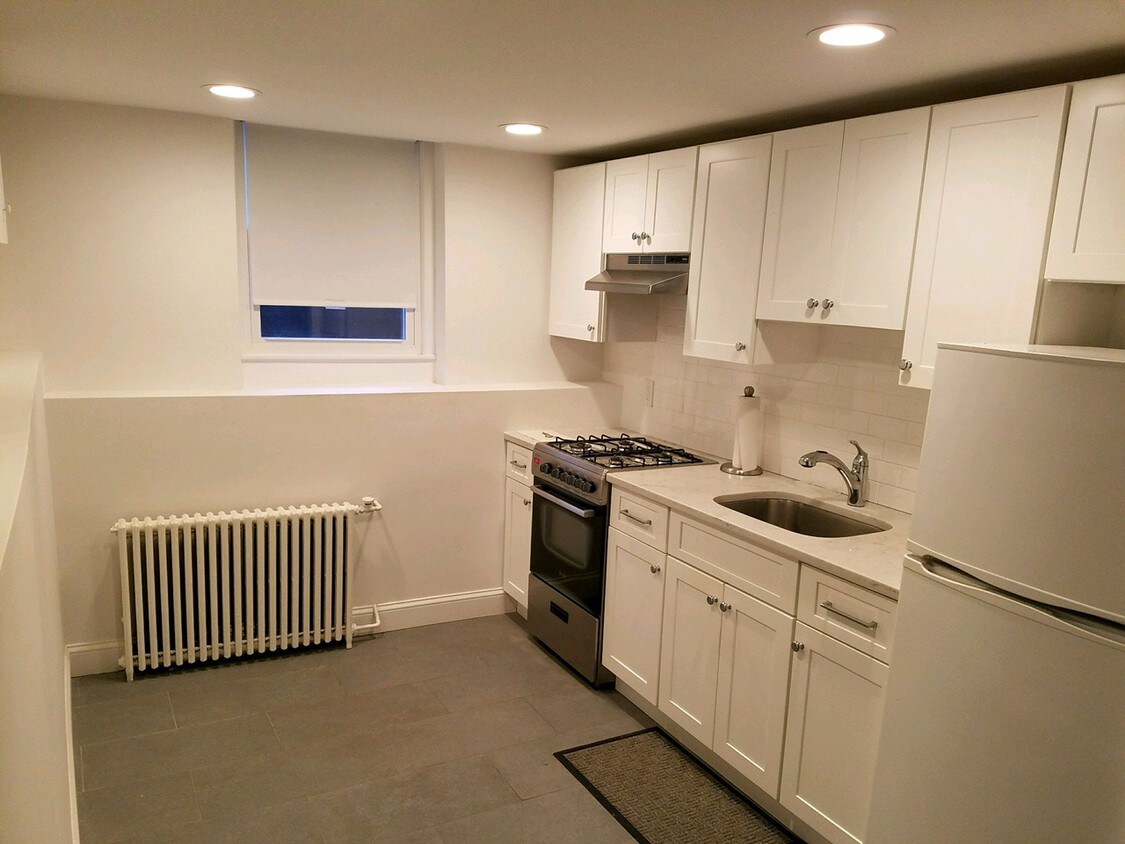 Kitchen - 416 Tompkins Ave