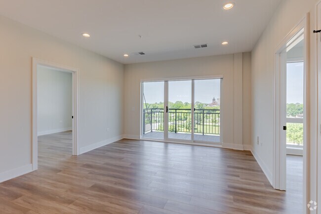 2BR, 2BA - 1,099-1,125SF - Living - 4 North Apartments