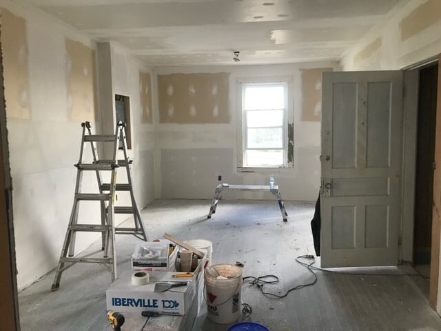 Building Photo - 106 Main St