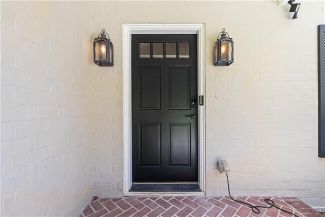 Foto del edificio - 2014 Westminster Way NE