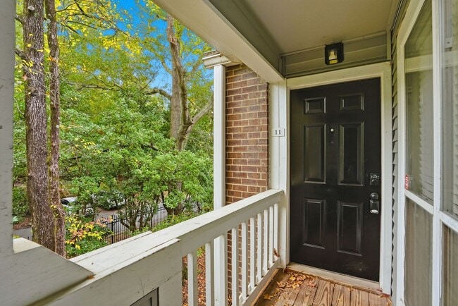 Photo - Bright Top-Floor Condo with Vaulted Ceilin...