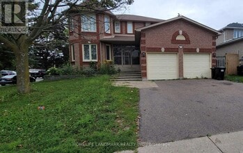 Building Photo - 131 Ferndale Dr S