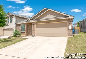 Building Photo - 6119 Akin Elm