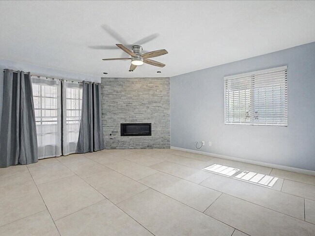Foto del edificio - 8271 N Oracle Rd