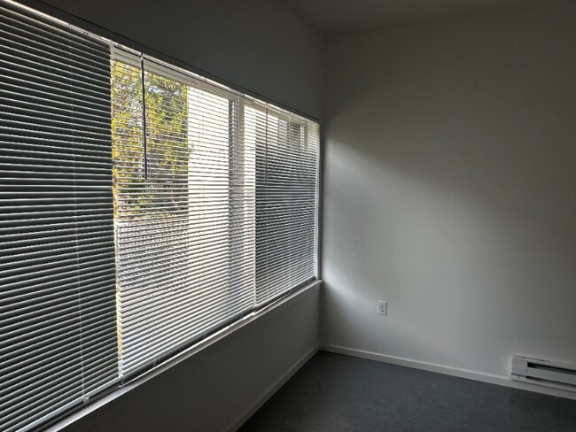 Foto del edificio - 2311 W Newton St