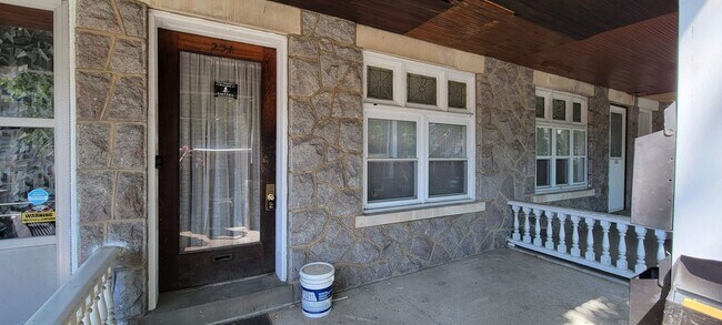 Foto del edificio - 234 S Madison St