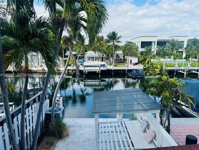 Building Photo - 1987 NE 123rd St