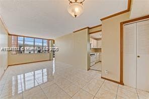 Foto del edificio - 2025 NE 164th St