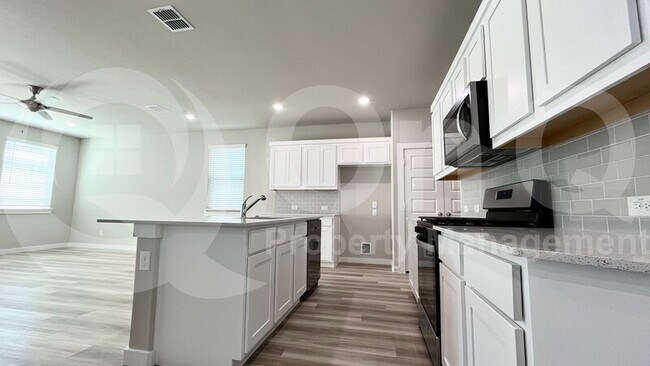 Building Photo - 4807 Stardust Trail