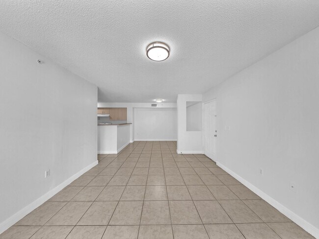 Foto del edificio - 11165 SW 6th St