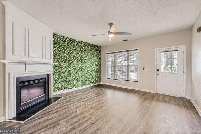 Building Photo - 1652 Heyford Cir NW