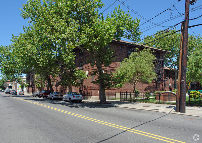 Foto del edificio - Pennington Court