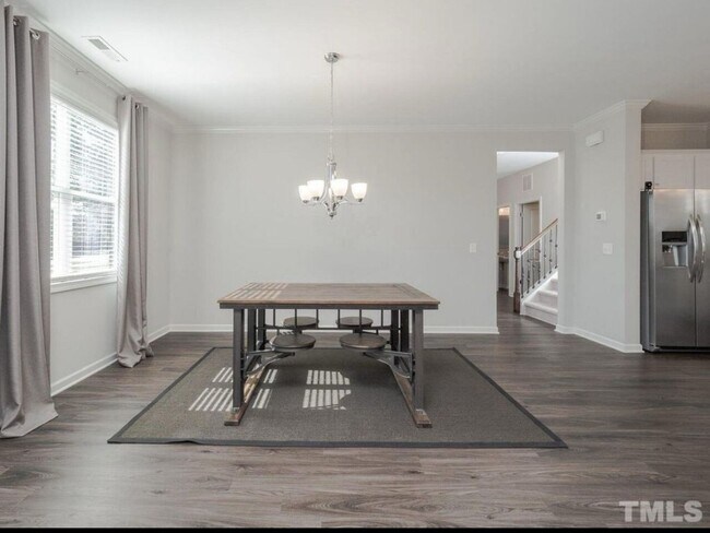 Foto del edificio - 4 Bedroom Single Family Home in Fuquay Varina
