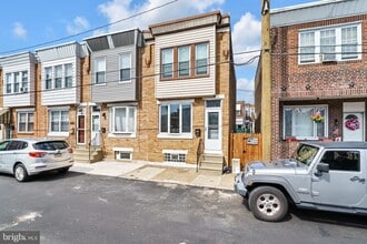 Building Photo - 3358 Livingston St