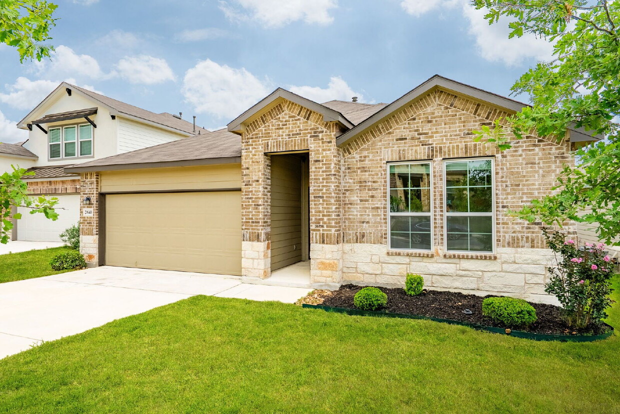 Primary Photo - Inviting Comfort & Everyday Ease – 4 Bed, ...