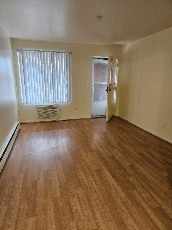 Building Photo - 3295 Coolidge Hwy