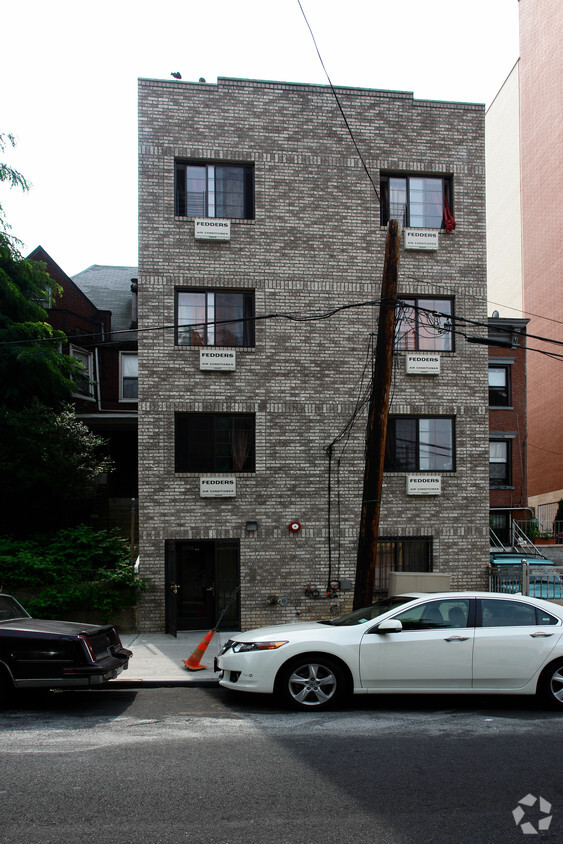 Building Photo - 1094 Franklin Ave