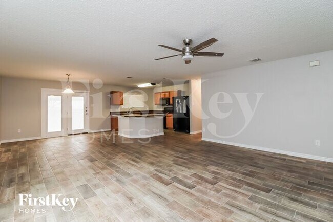 Building Photo - 6200 Winnebago Ct