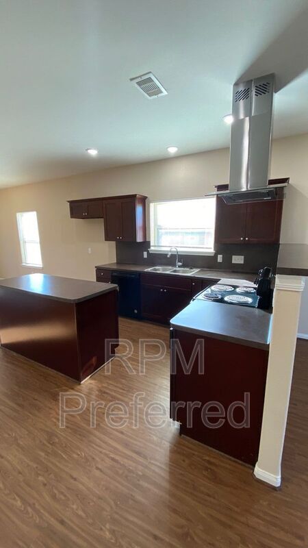 Foto del edificio - 4310 Larkspur St