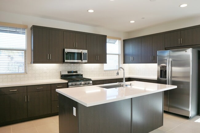 Foto del edificio - 74371 Nichols Dr