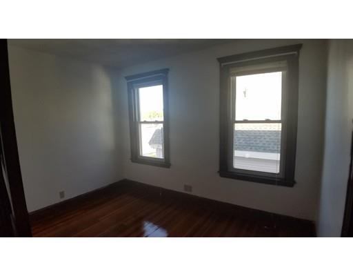 Foto del edificio - 374 Chatham St