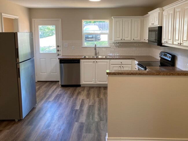 Foto del edificio - 1004 S Porter Ave