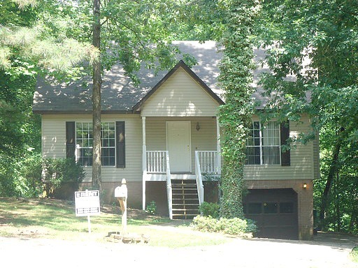 Building Photo - Home in Trussville!! Available to View wit...