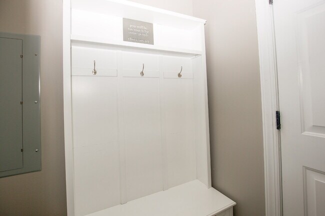Building Photo - "Beautifully Designed, spacious 2400 Sq. F...