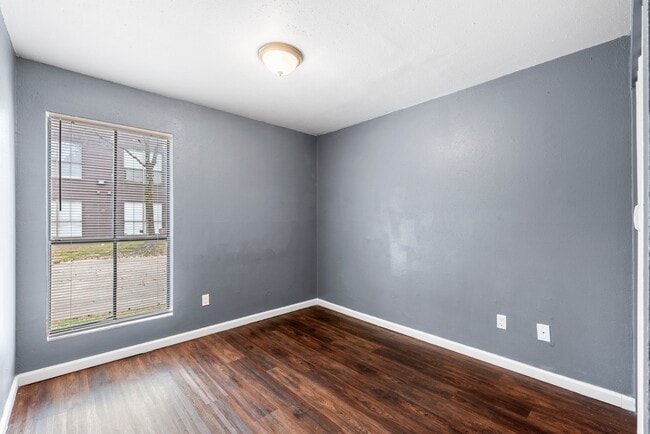 Foto del edificio - 7200 W T C Jester Blvd