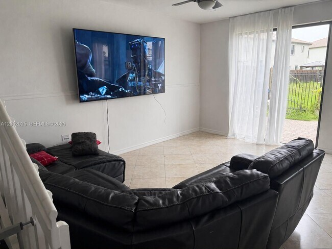 Foto del edificio - 11785 SW 238th St