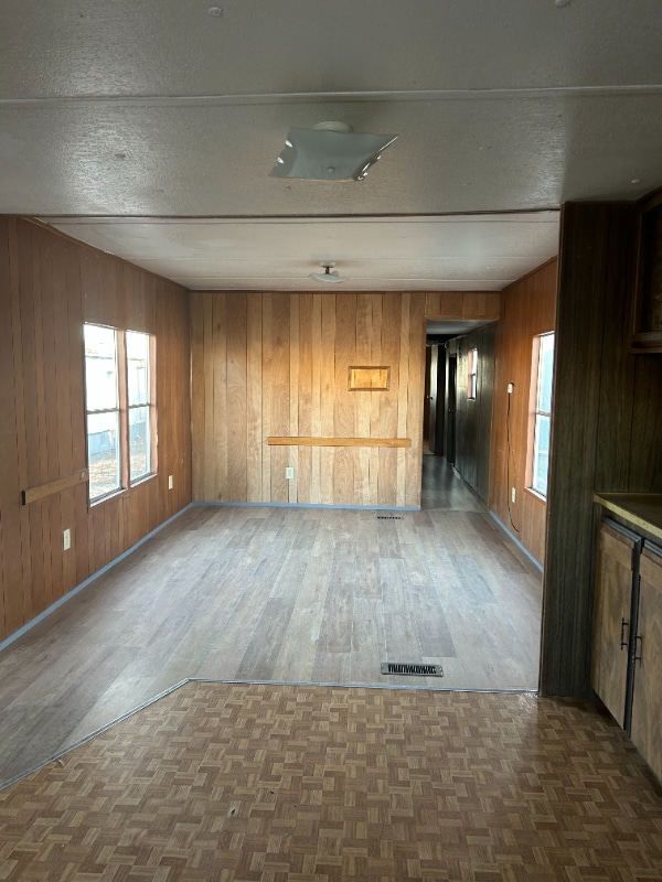 Building Photo - 324 W Blanco Blvd