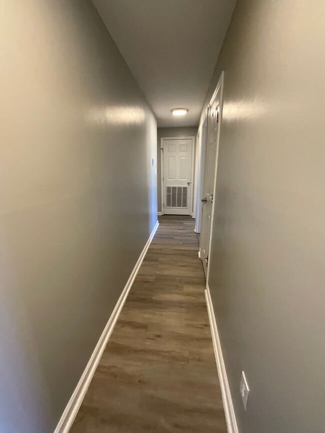 Interior Photo - Creekview Apartments