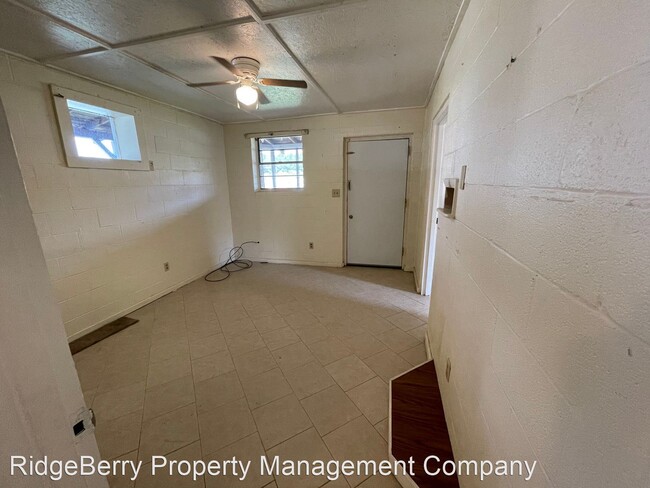 Building Photo - 1 br, 1 bath House - 602 Adamson Rd