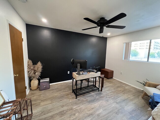 Foto del edificio - 1467 Everton Pl