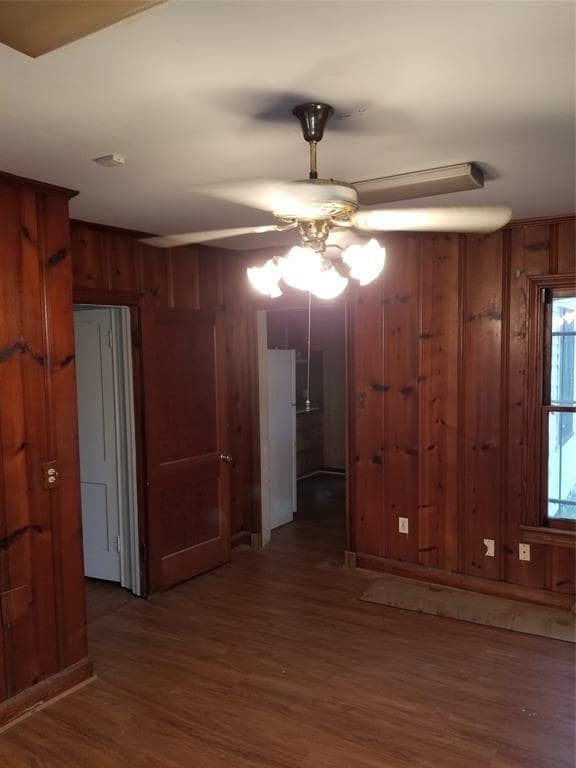 Building Photo - 940 Rosedale Dr