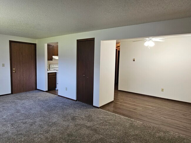 Foto del edificio - 725 2nd Ave W