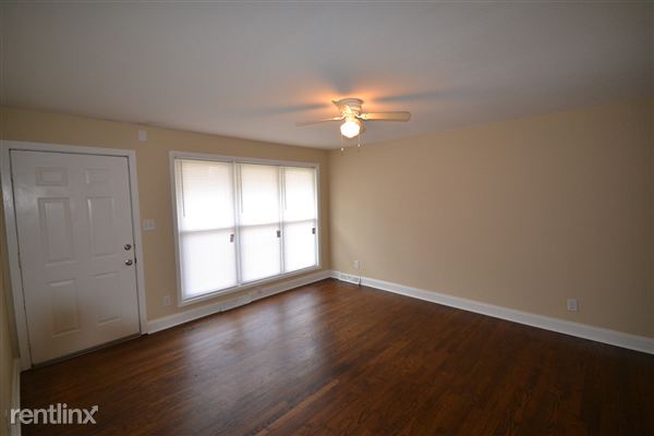 Building Photo - 1725 Herrin Ave