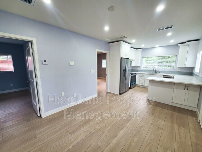 Building Photo - 4534 Rolfe Rd