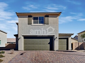 Building Photo - 1714 Macchia Ave