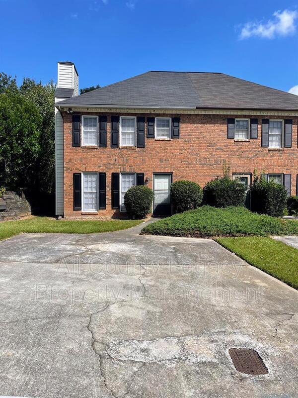 769 Indian Lake Dr NW, Lilburn, GA 30047 Townhome Rentals in Lilburn