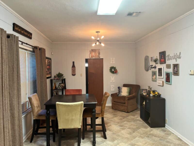 Primary Photo - 406 Austin Ave