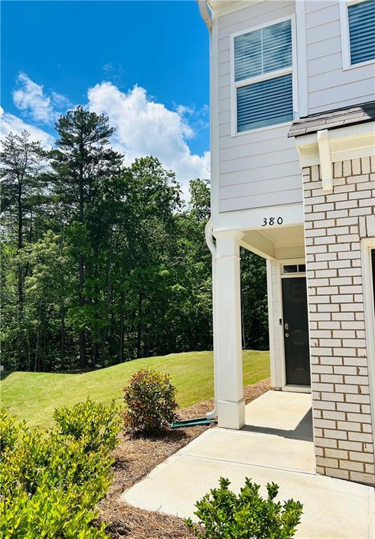 Foto del edificio - 380 Stoneybrook Dr