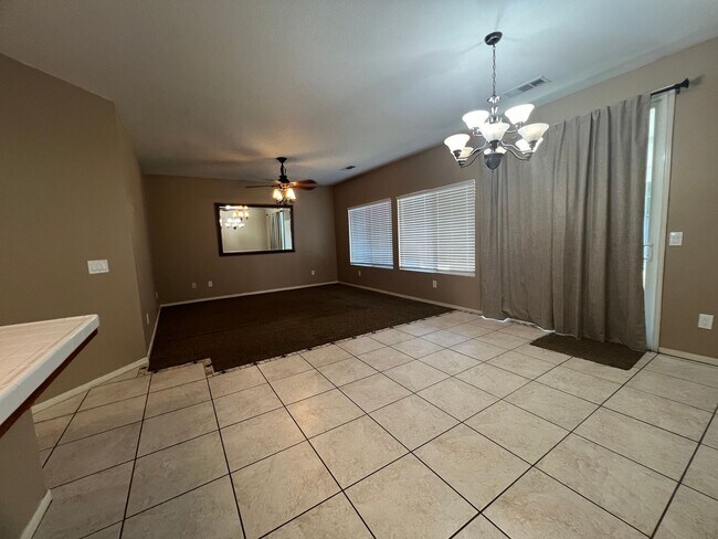 Building Photo - 2614 Almaden St