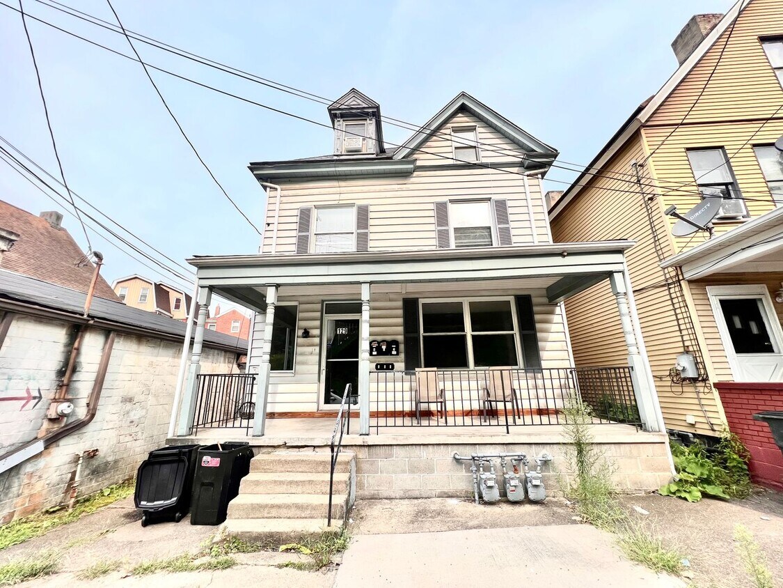 129 McGinnis Avenue (Full Service) Apartment for Rent in Pitcairn, PA