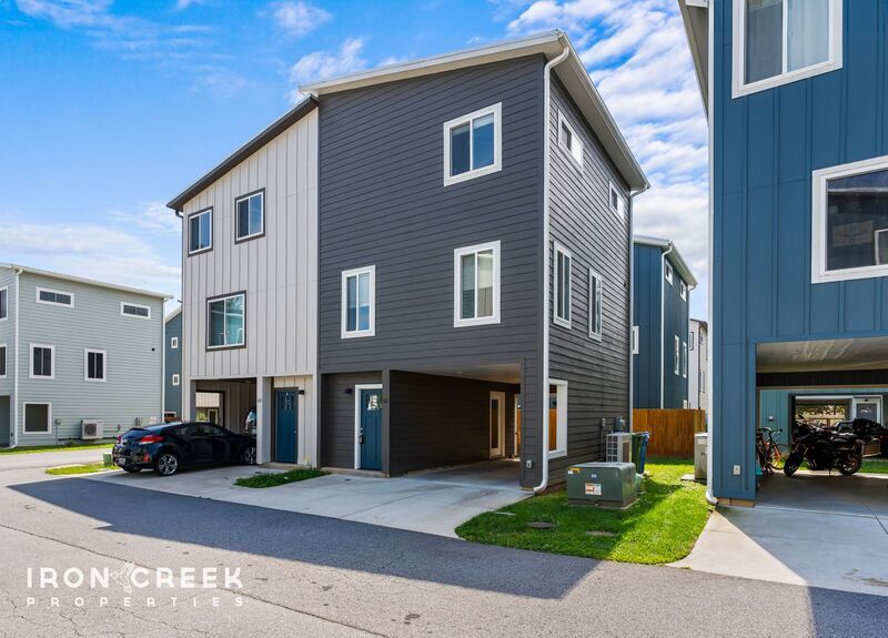 Foto principal - 52 W Cascade St